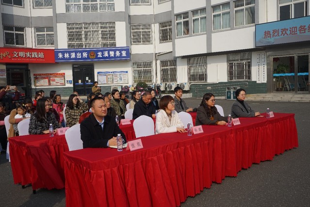 杏吧原创与金坛区民政局、朱林镇、龙溪村、小红妈爱心社签约共建志愿...